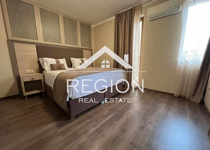 An Argisht Palace アパート *